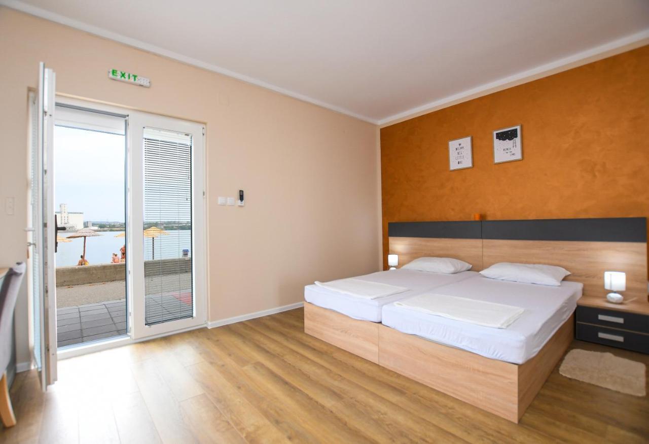 קלדאבו Danubiana Apartments 5 מראה חיצוני תמונה
